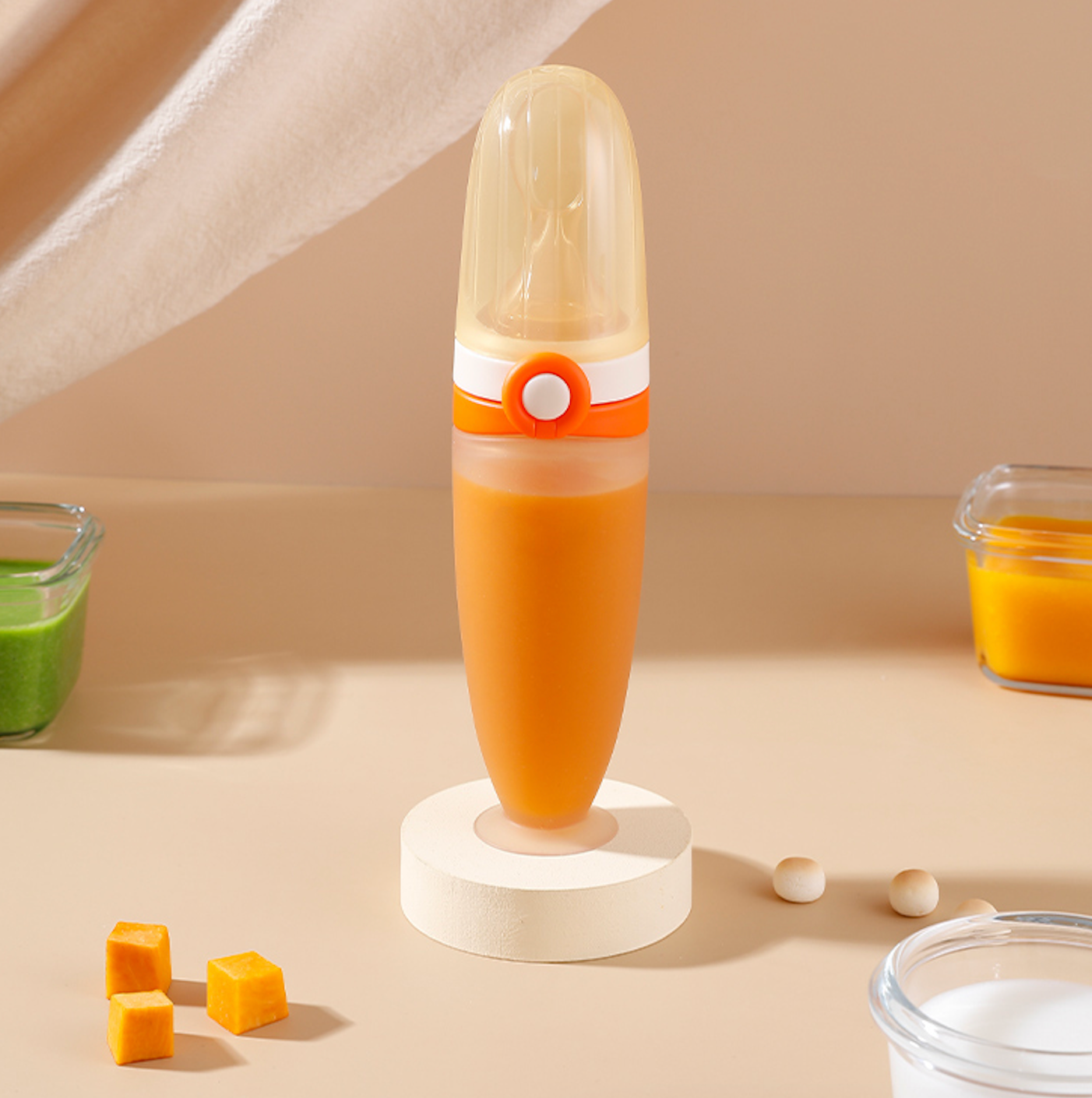 Squeezy Baby Feeder +4M - Bebina